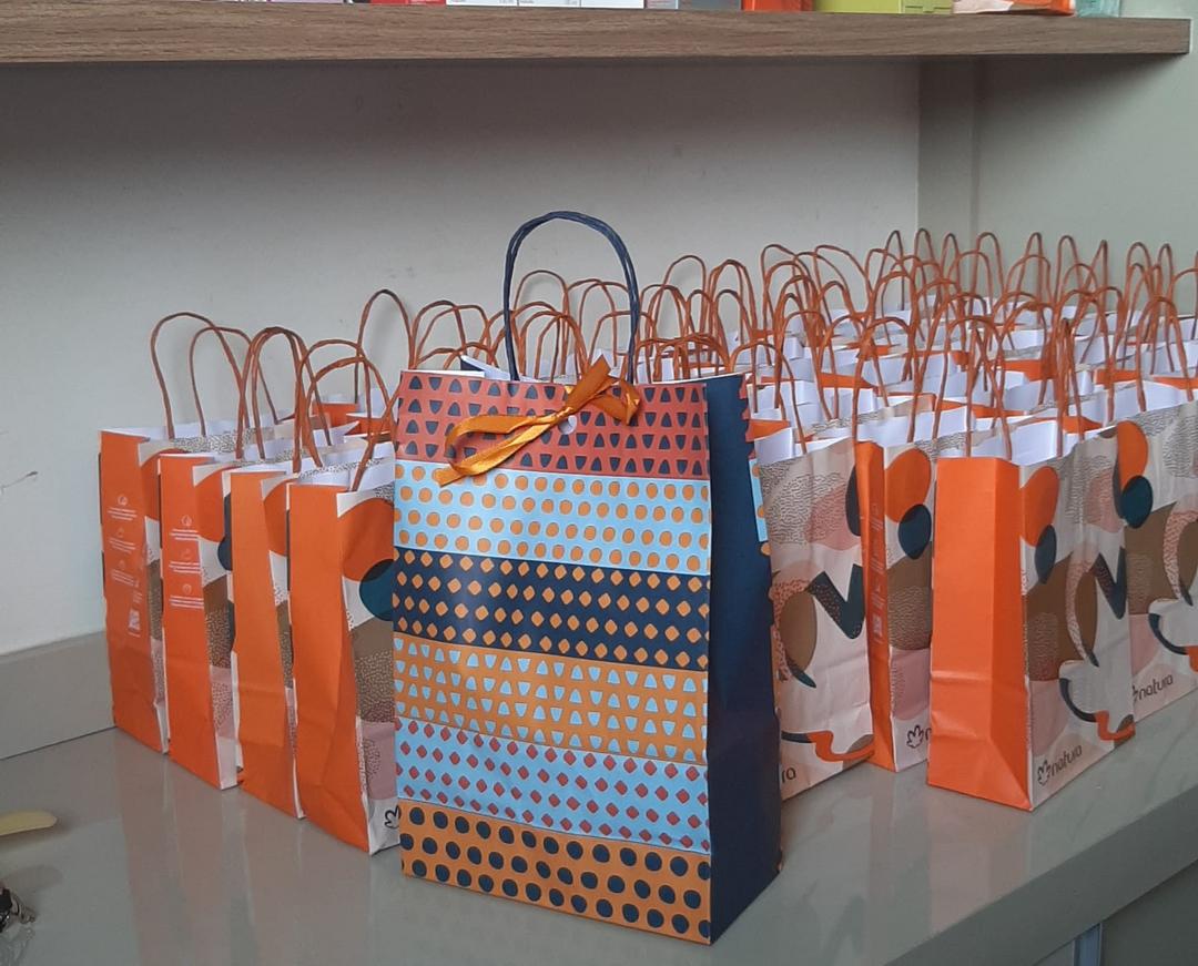 como-fazer-a-sacola-premiada-organizacao-thati-matos-leila-gomes-gn-thatiane-barbosa-de-matos-1703-17h00